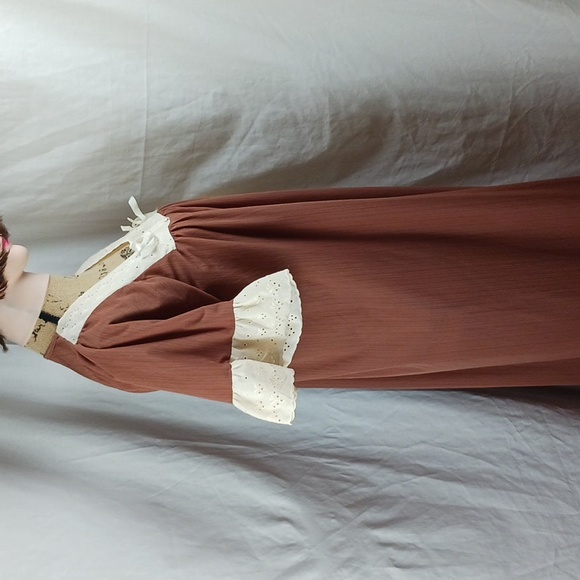 Vintage Martin Emprex 1970s brown full length 100% Nylon with lace Nightgown - Picture 4 of 10